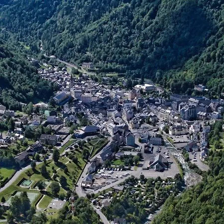 Holiday home Triplex 7p Avec Terrasse, Parking Et Casier A Skis - Centre De Cauterets, A 250m Des Pistes - Fr-1-401-173 *