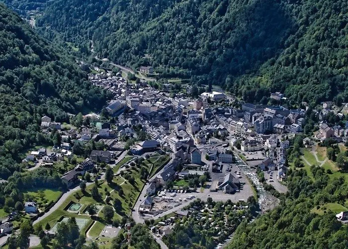 Дом отдыха Triplex 7p Avec Terrasse, Parking Et Casier A Skis - Centre De Cauterets, A 250m Des Pistes - Fr-1-401-173 *